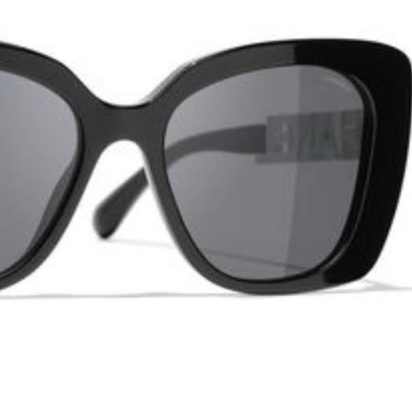 CHANEL - Square With Jewels Sunglasses